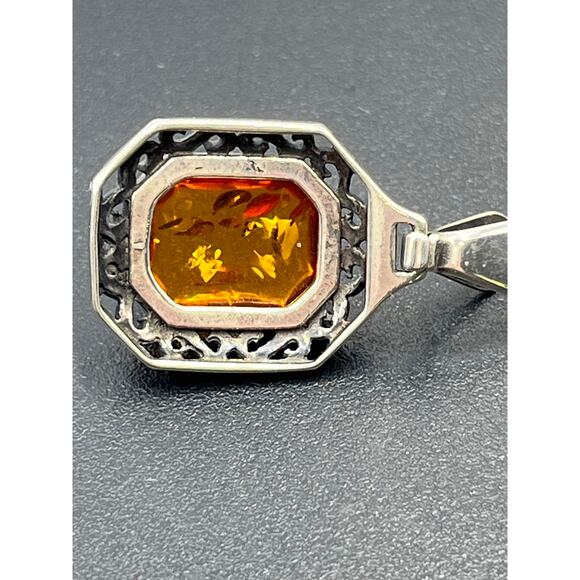 Vintage Solid Sterling Silver Natural Baltic Amber Intricate Scrollwork Pendant - Picture 6 of 9